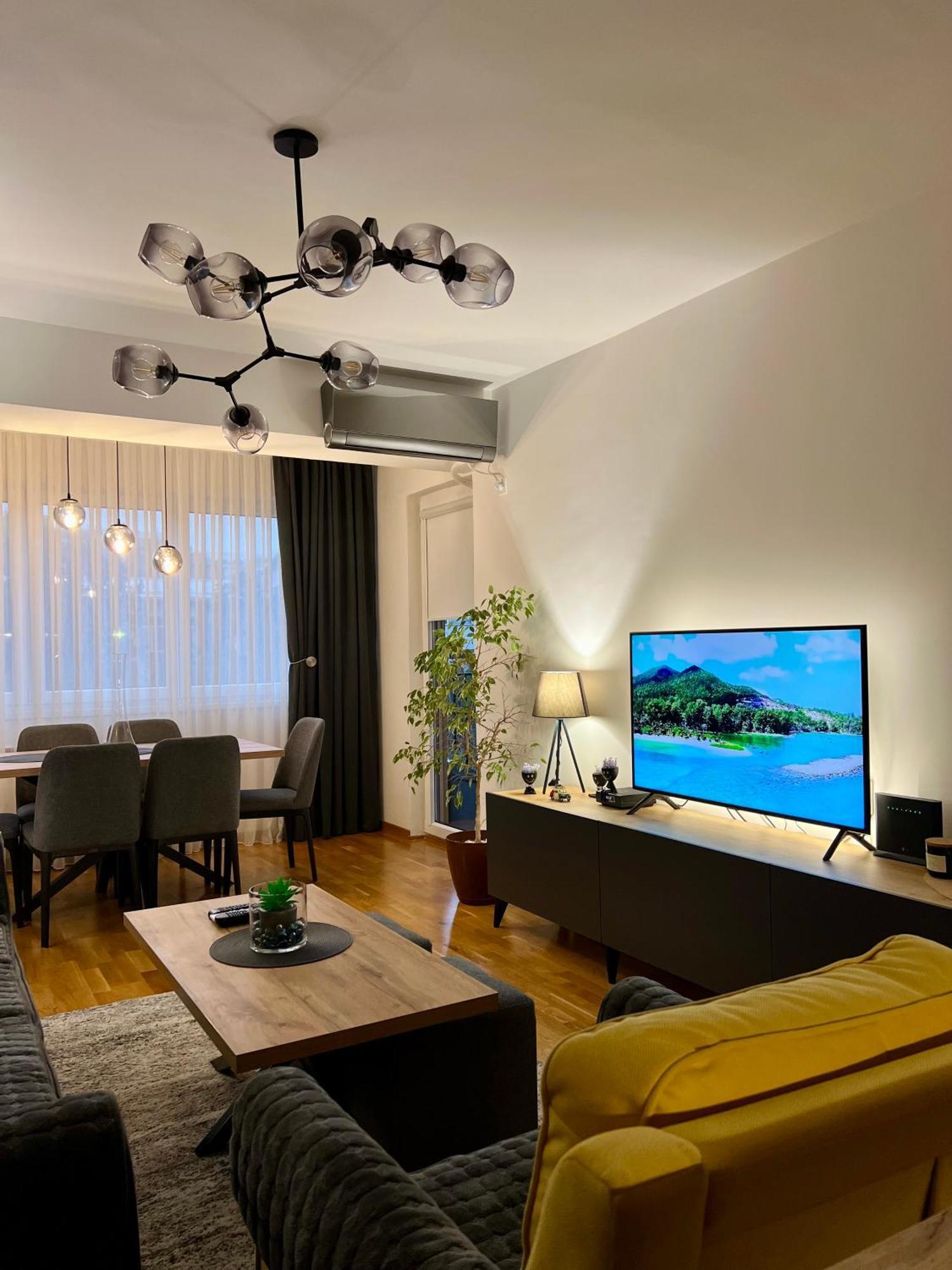Aj Luxe Residence Σκόπια Εξωτερικό φωτογραφία