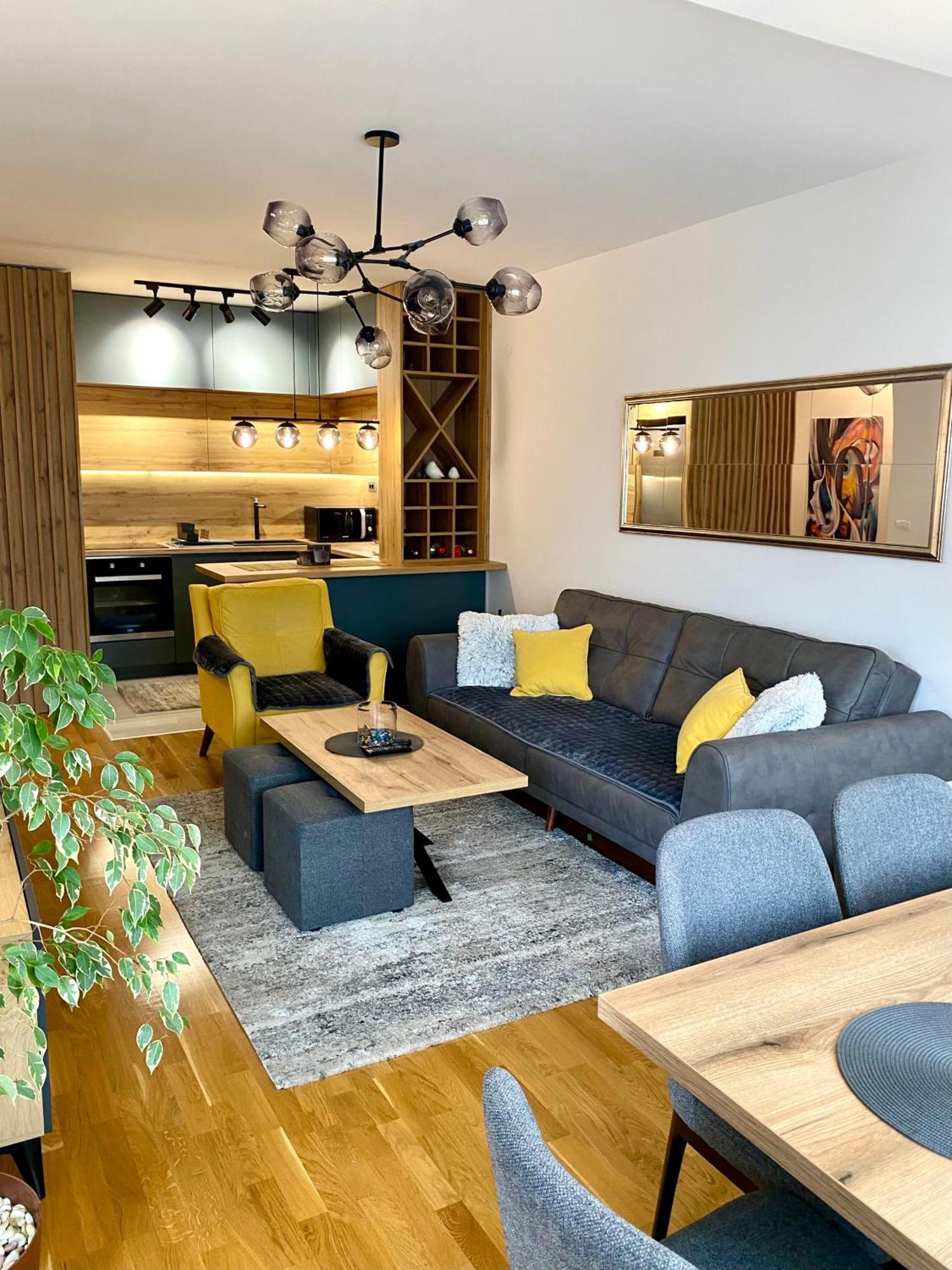 Aj Luxe Residence Σκόπια Εξωτερικό φωτογραφία